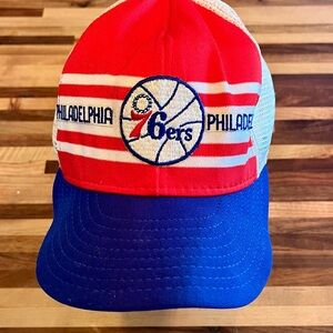 Vintage 80’s Philadelphia 76ers SnapBack Hat